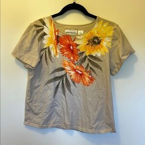 Alfred Dunner Graphic Tee Gray Yellow Short Sleeve